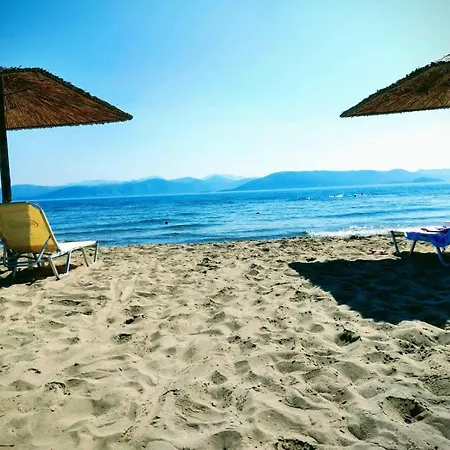 Anemomylos Luxus Suites-boutique & Pool Apartment *