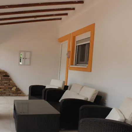 Anemomylos Luxus Suites-boutique & Pool Apartment Lefkimmi (Corfu)