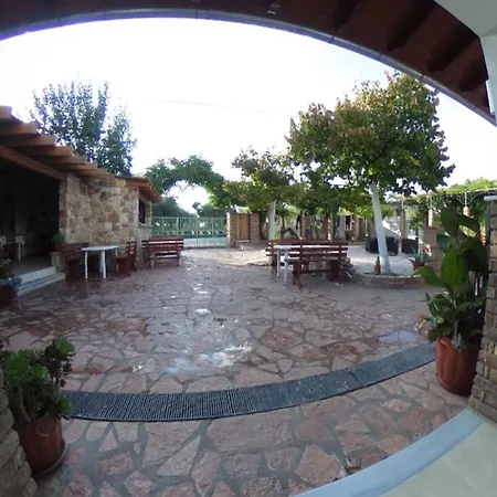 Anemomylos Luxus Suites-boutique & Pool